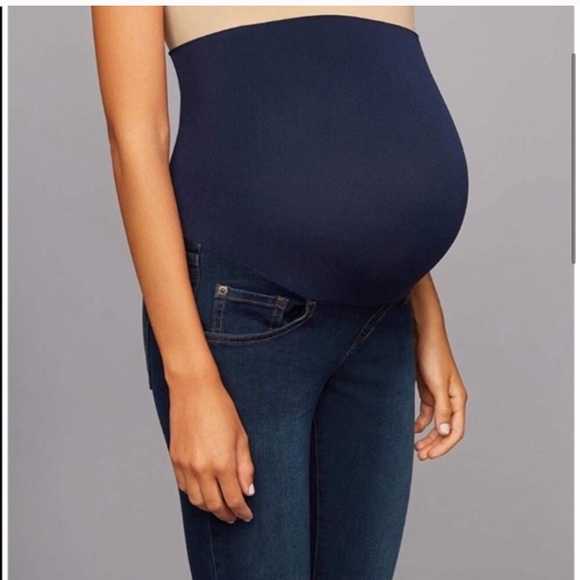 A Pea in the Pod Dark Wash Skinny Jeans / 25 - Picture 3 of 8